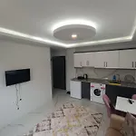 מלון דירות Miamia 4*
